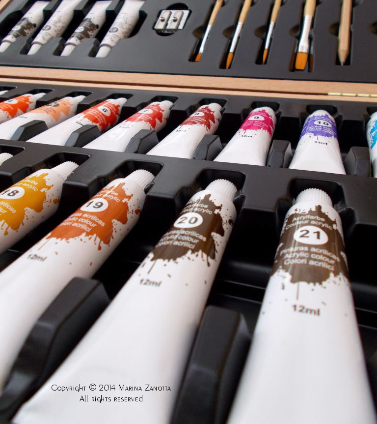 Acrylic Paint Set - Copyright Marina Zanotta Panoramica colori acrilici