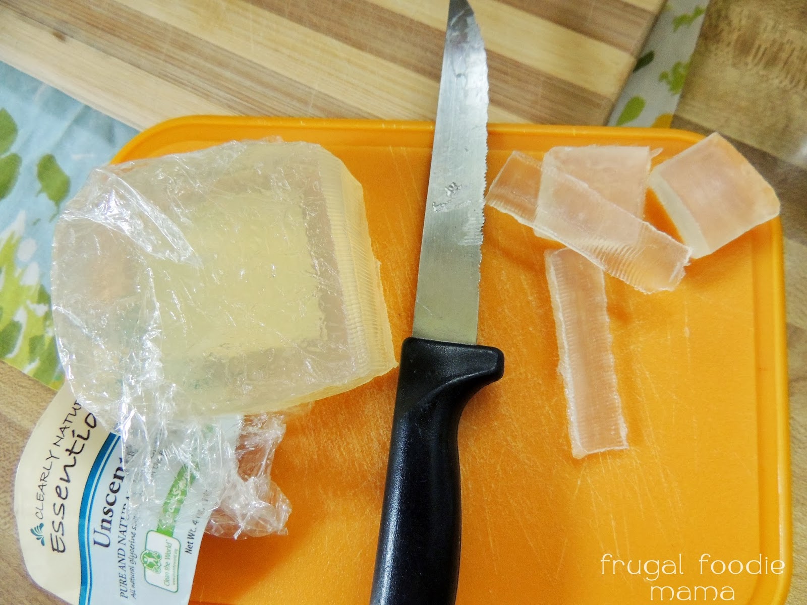 Frugal Foodie Mama Homemade Peppermint & Lemon Face Wash and