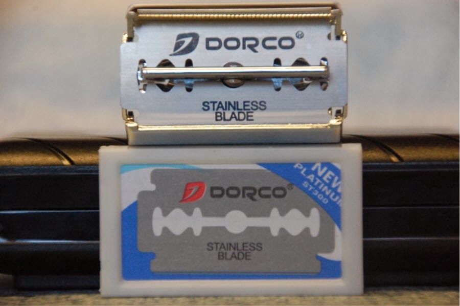 MicroTouch One Safety Razor: Timeless and Classic Yet So Very Modern