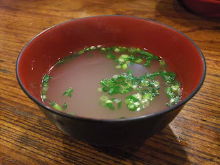 丸万焼鳥 本店の鶏がらスープ