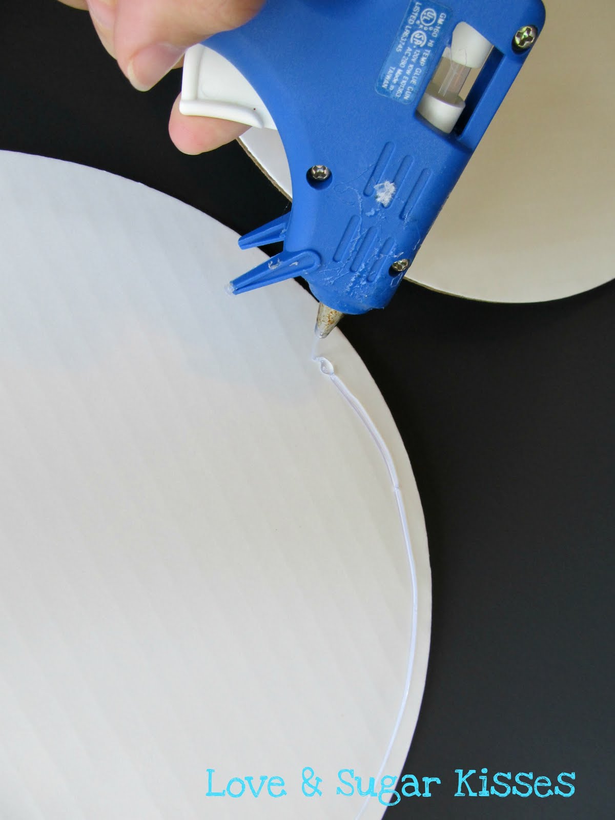 Love & Sugar Kisses {DIY} Cake Board