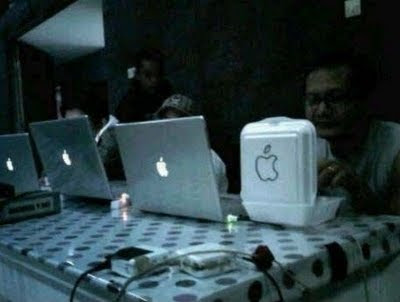 apple styrofoam laptop