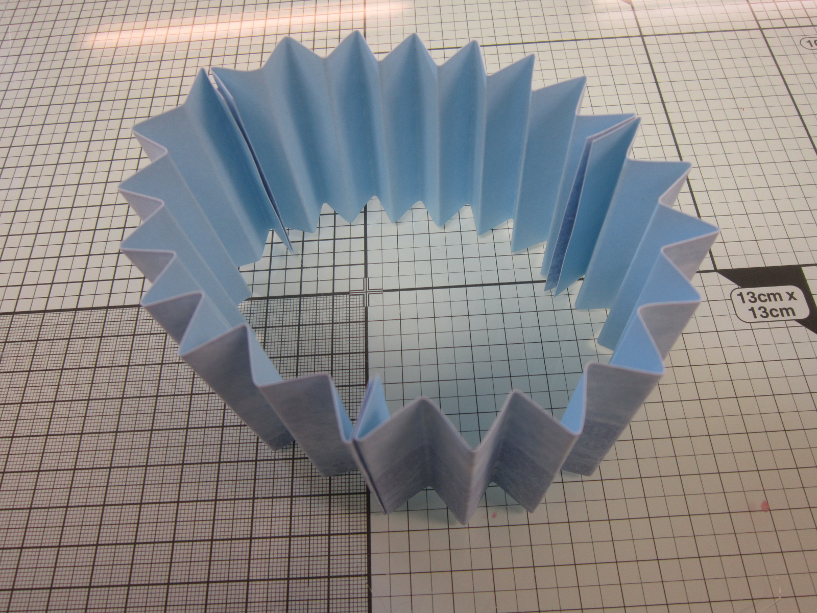 Pinnacle Crafts Concertina Paper Christmas Trees....