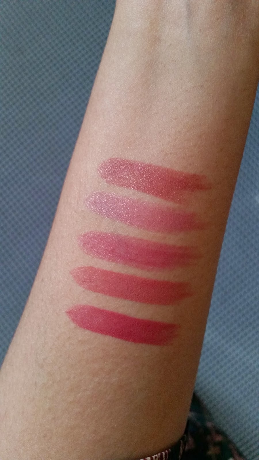 MAC creme in your coffee, syrup, plumful, cosmo, craving swatches MAC creme in your coffee, syrup, plumful, cosmo, craving swatches