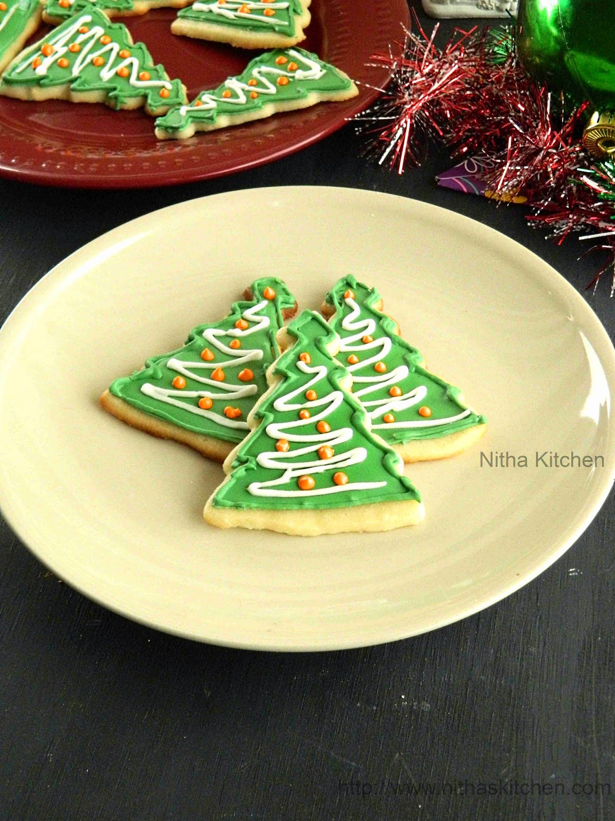 Nitha kitchen: christmas sugar cookies with royal icing recipe Nitha Kitchen: Christmas Sugar Cookies with Royal Icing Recipe
