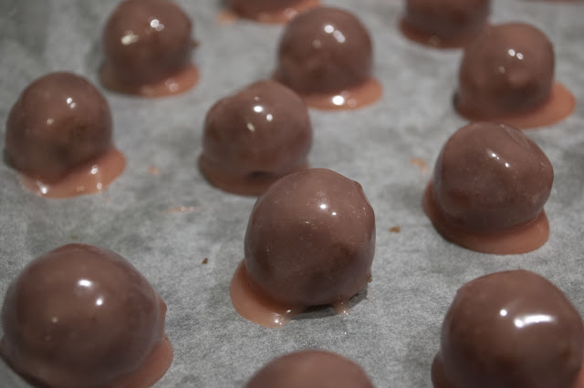 cake pops cake pops
