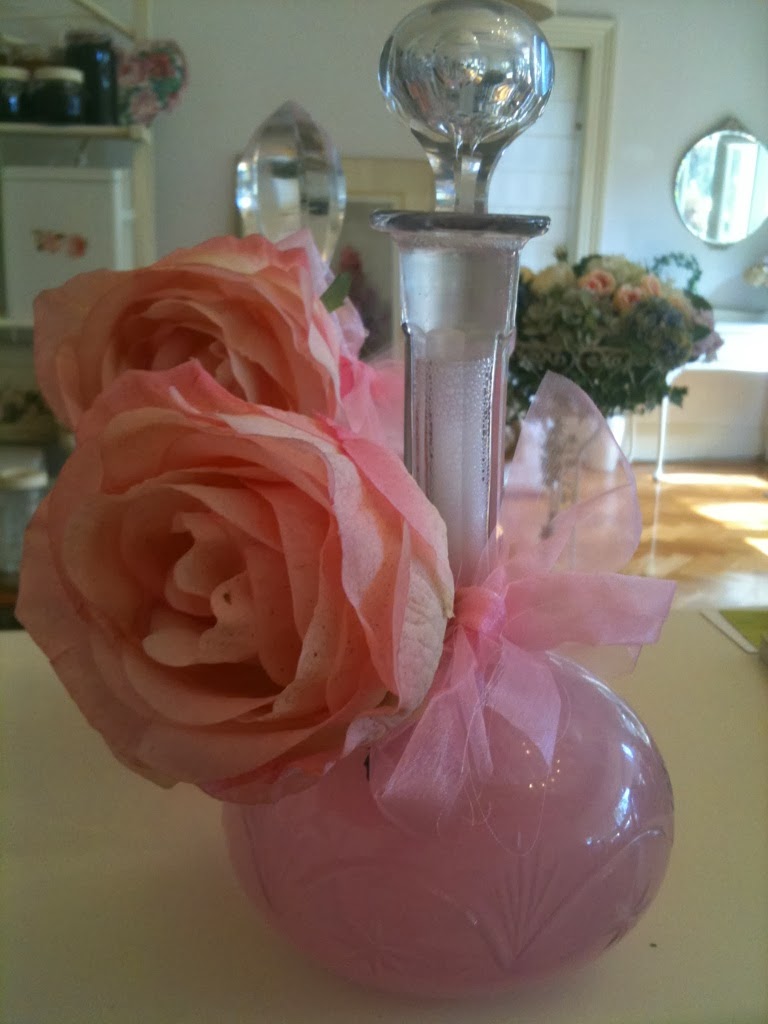 The Bluebirds are Nesting... Hollywood Bubble Bath.