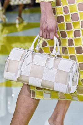 As bolsas mais bonitas na Paris Fashion Week Spring 2014 bolsa bonita paris grife passarela