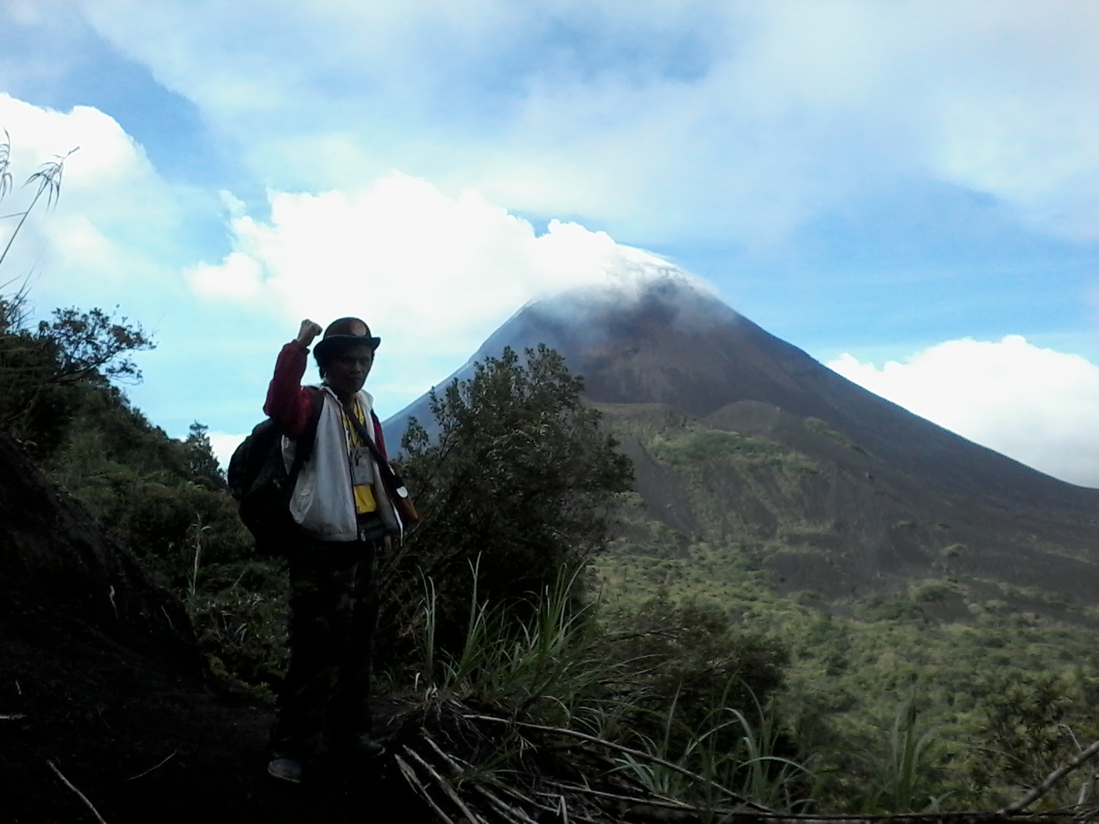 adventure sulawesi tour