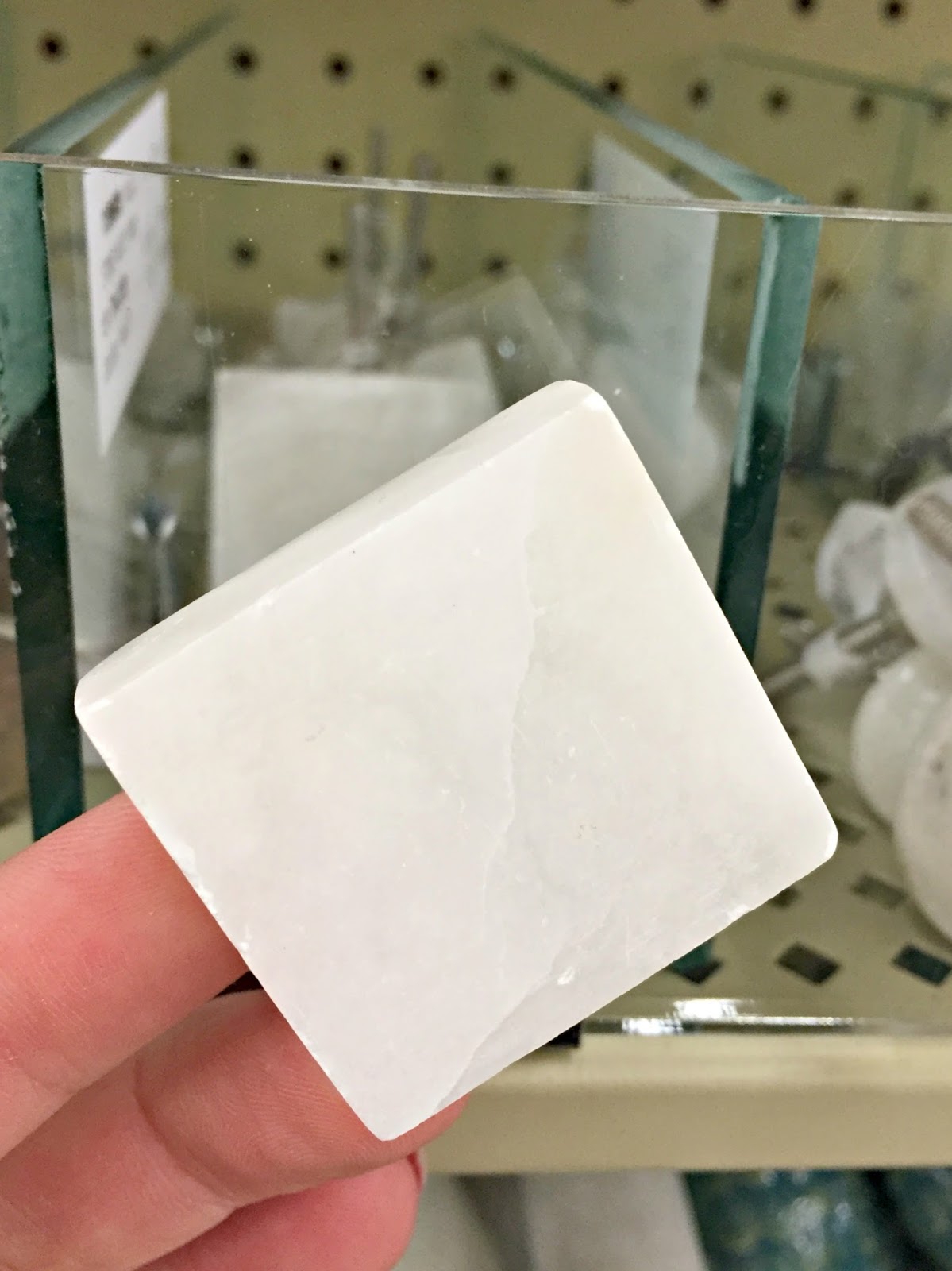 The BEST Place to Find Beautiful Knobs and Pulls from Thrifty Decor Chick