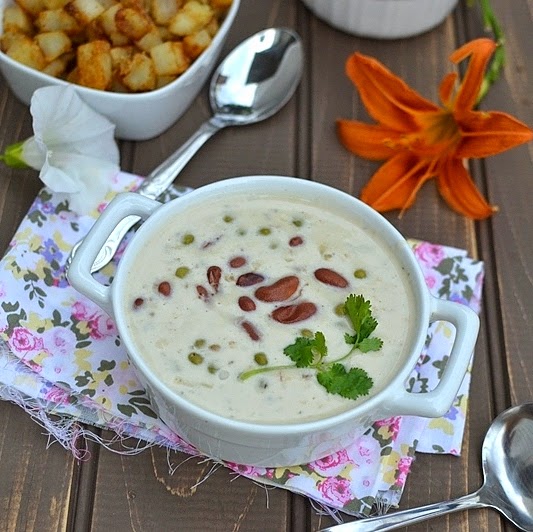 Rajma Mutter (Kidney Beans & Green Peas with Yogurt & Cream)