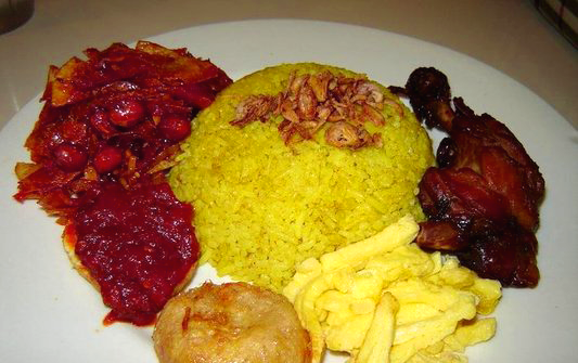 Resep Ayam Panggang Bumbu Bali dengan Nasi Kuning Resep Ayam Panggang Bumbu Bali dengan Nasi Kuning