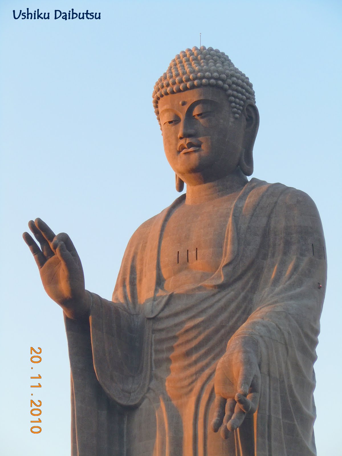 A Global Life Ushiku no Daibutsu The Big Buddha statue