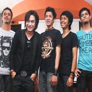 Asbak Band - Tak Terpilih Asbak Band - Tak Terpilih