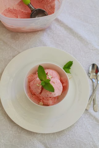 strawberry ice cream no machine