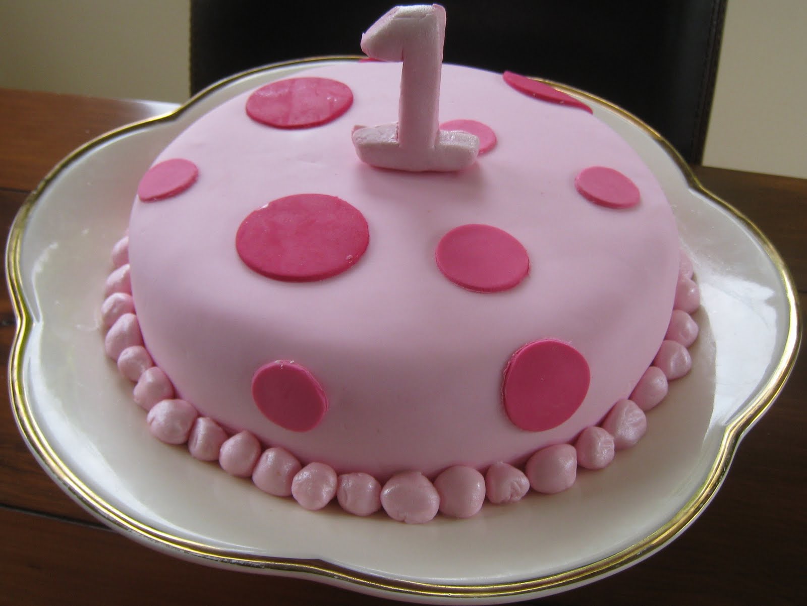 Birthday Cakes Idea: August 2012