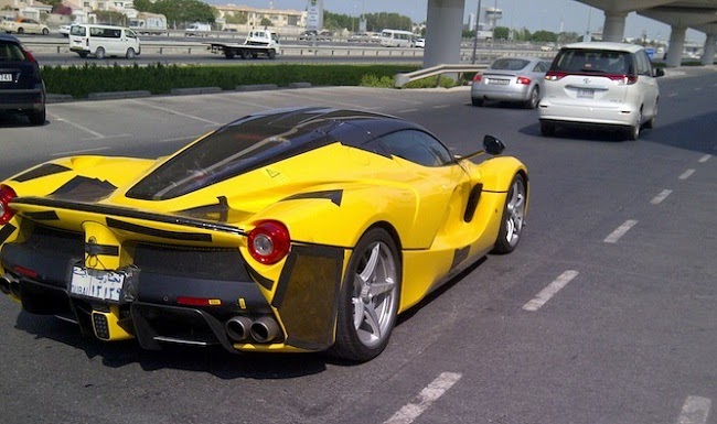 Ferrari LAFERRARI Дубай