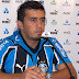 Botafogo contrata lateral-direito do Grêmio