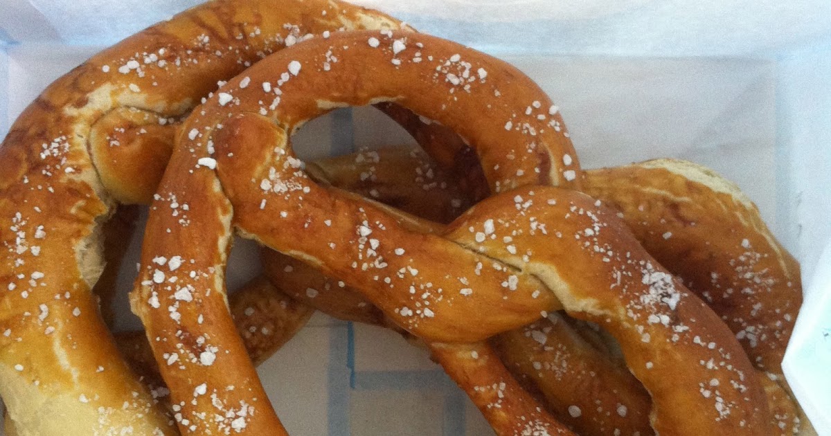 Pâtisserie Nadine Big Oktoberfest Pretzels