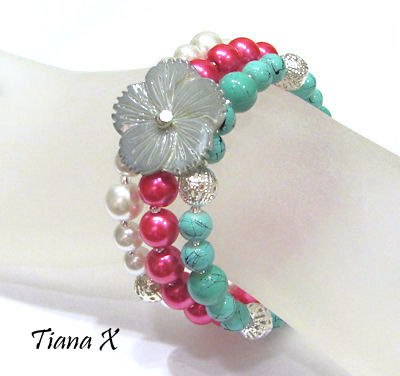 Tiana X - Aloha, kukkarannekoru, memory wire