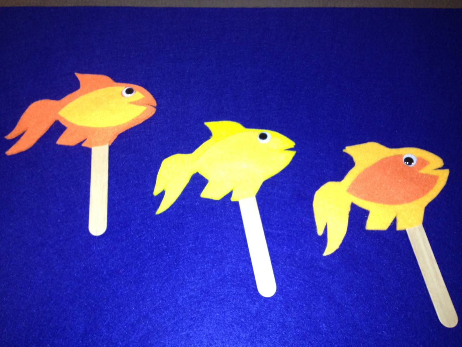 Libraryland Flannel FridayThe Goldfish Song