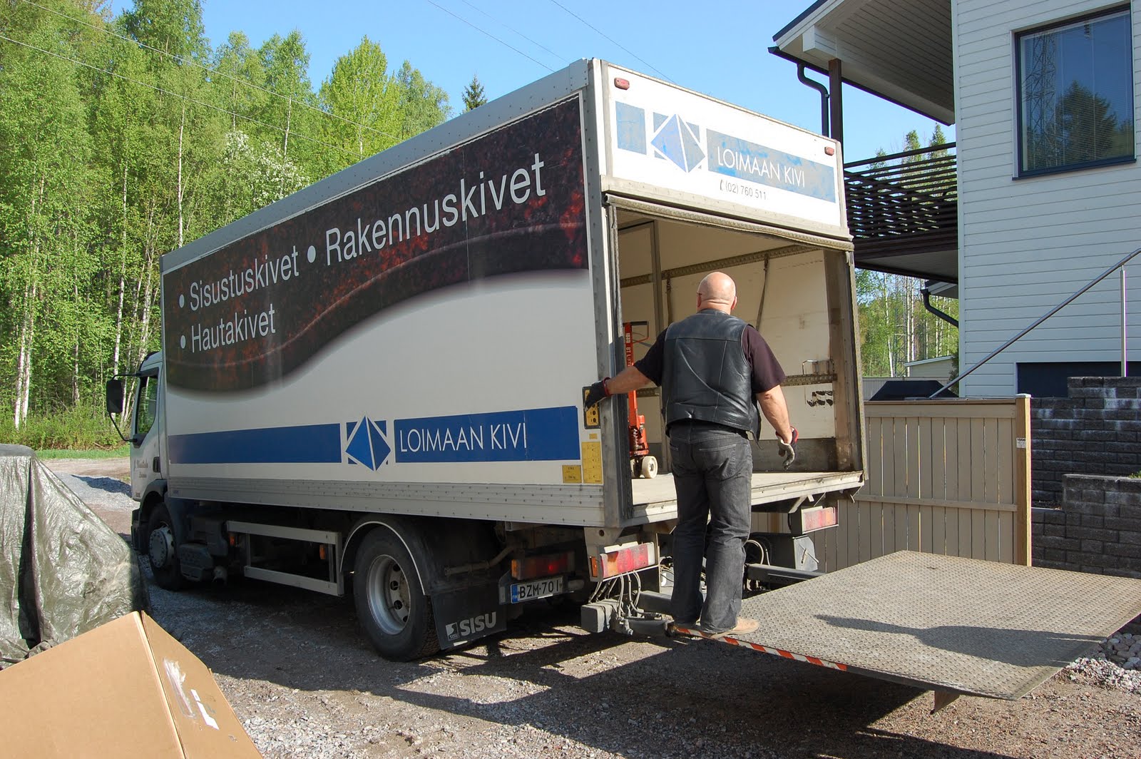 Valkoinen keittötaso kivikomposiitista saapui – ja unelmat täyttyivät Proje Valkoinen keittötaso kivikomposiitista saapui – ja unelmat täyttyivät Proje