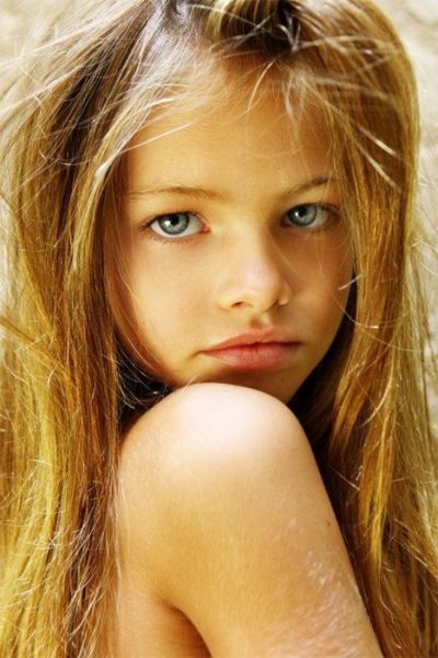 10-Year-Old Top Model400 10-Year-Old Top Model400