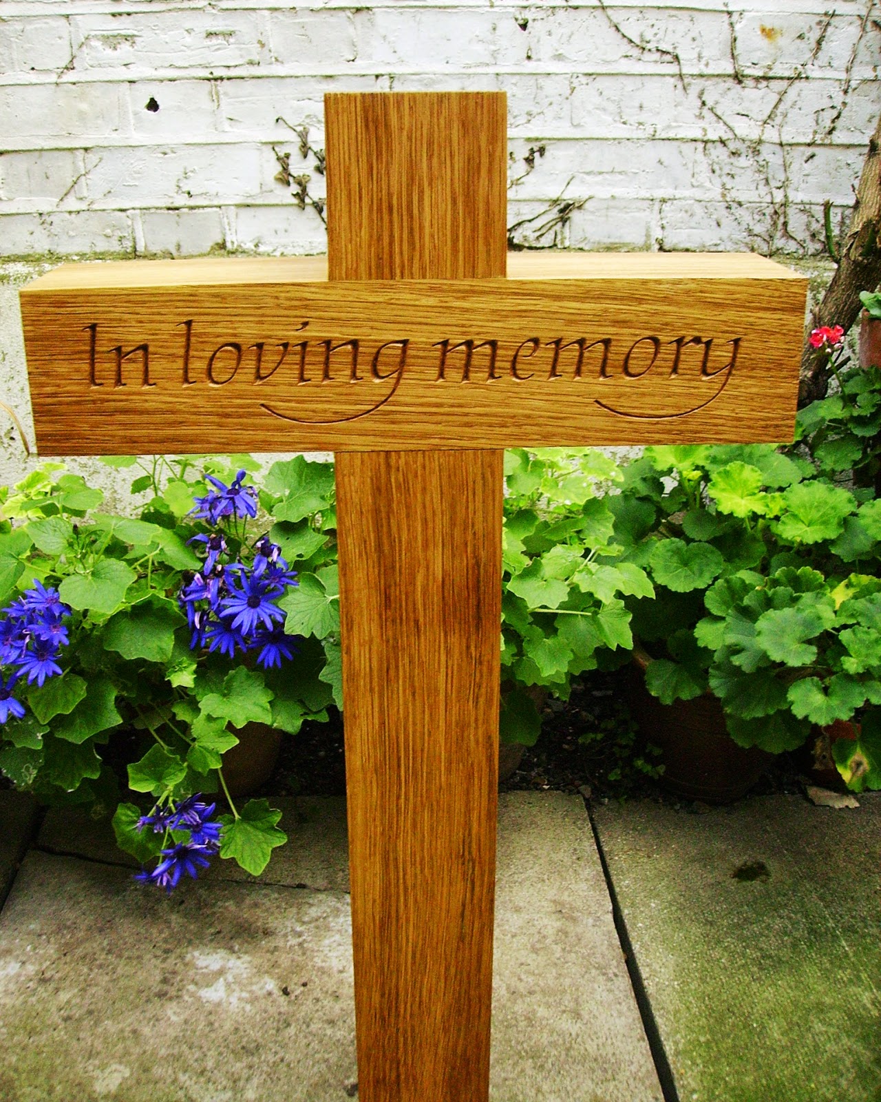 anna louise parker Memorial Wooden Cross