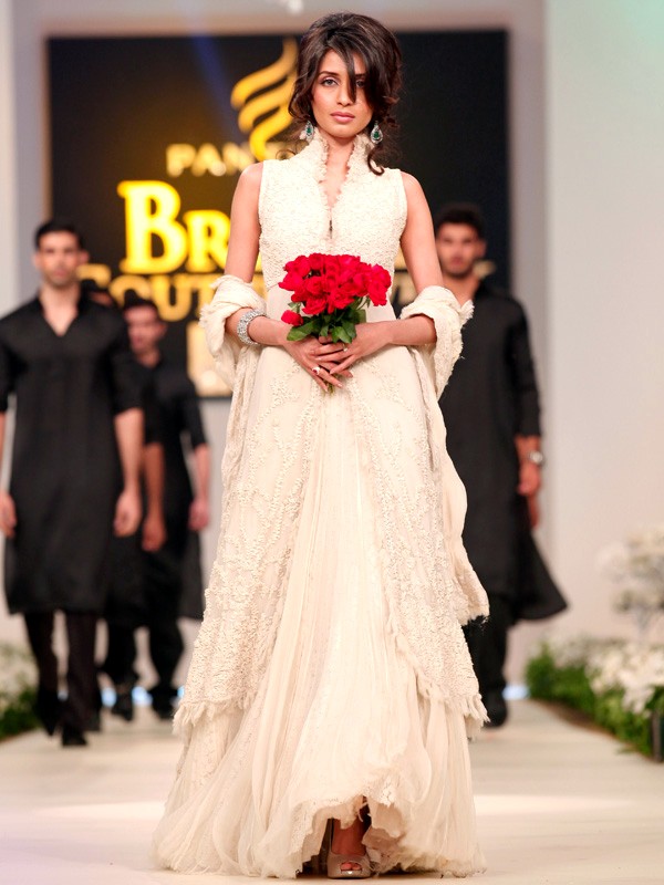 Style 360 Bridal Couture Week 2011-12 At Lahore | Bridal And Groom