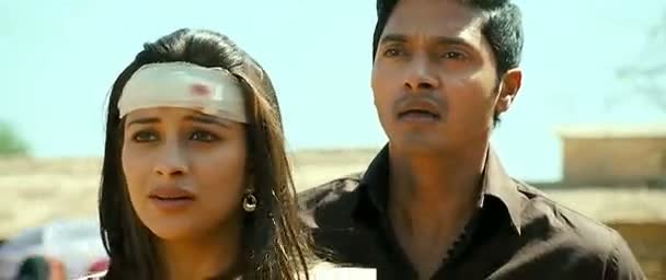 Screen Shot Of Hindi Movie Kamaal Dhamaal Malamaal 2012 300MB Short Size Download And Watch Online Free at worldfree4u.com