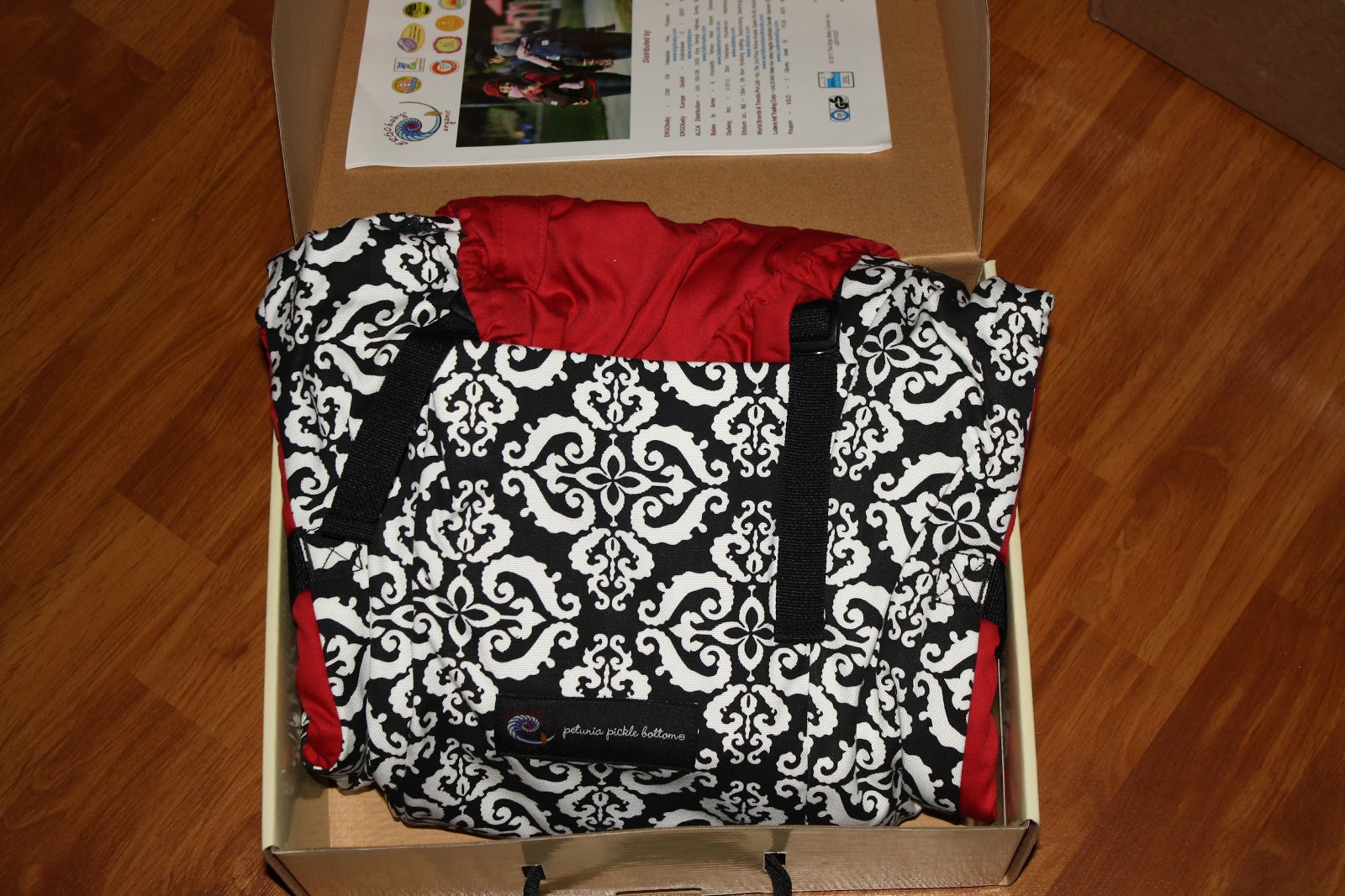 ergobaby petunia pickle bottom carrier