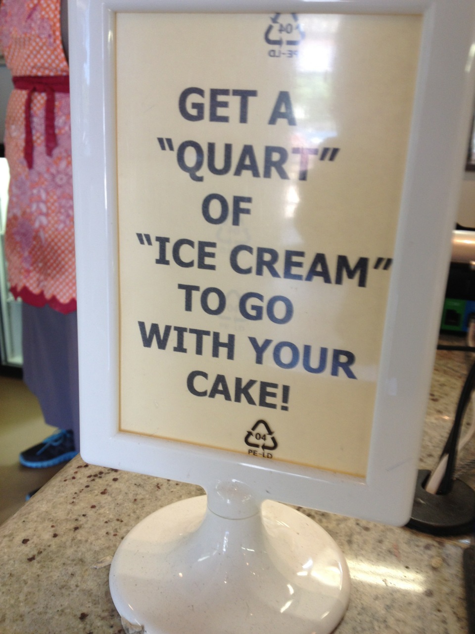 Finally Understanding The True Size Of A Quart Of Ice Cream - dn5oyu8