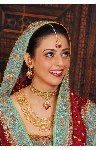 Pakistani Bridal Makeup Pictures 11 