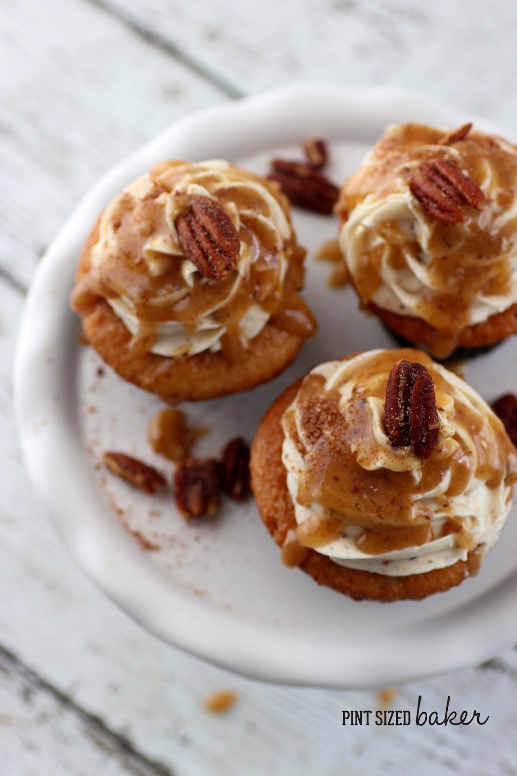 Cinnamon Honey Butter Praline Cupcakes 4 1%2Bps%2BCinnamon%2BCaramel%2BCupcakes%2B(45)