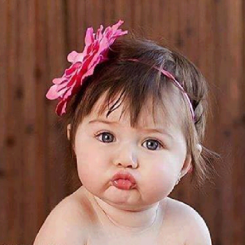 Résultat de recherche d'images pour "image des bébé fille"