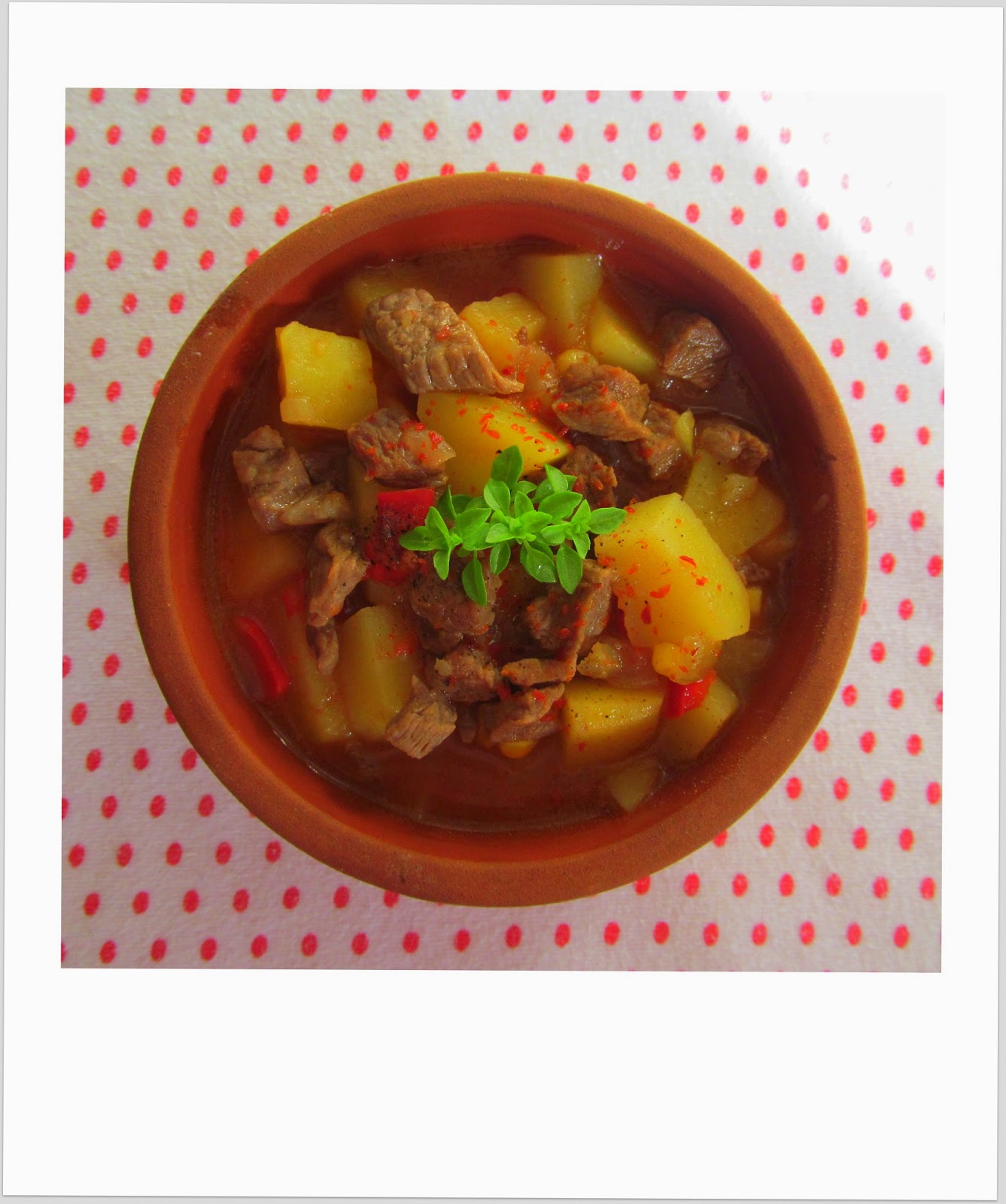 Küçük Kaşif GÜVEÇTE TAS KEBABI