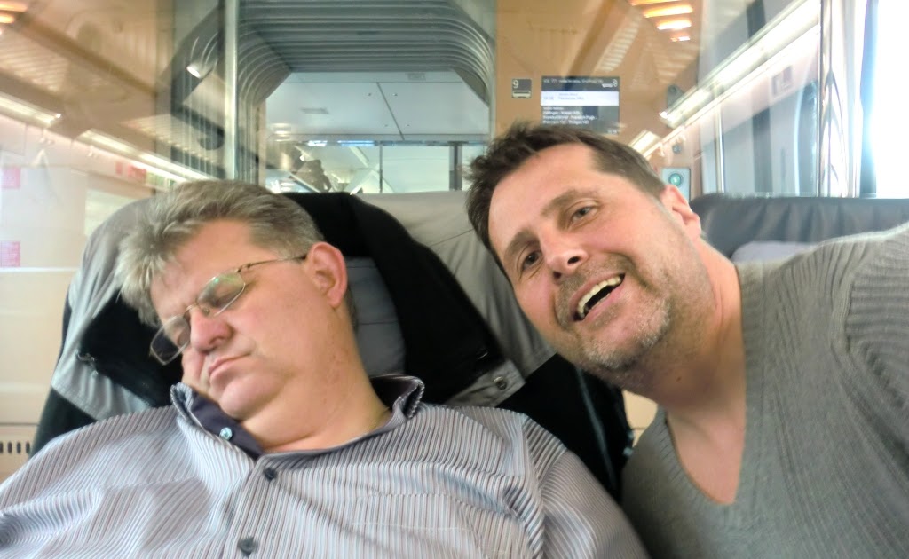 Eli´s Gedankenpupse: Die Nackte im Zug Eli´s Gedankenpupse: Die Nackte im Zug