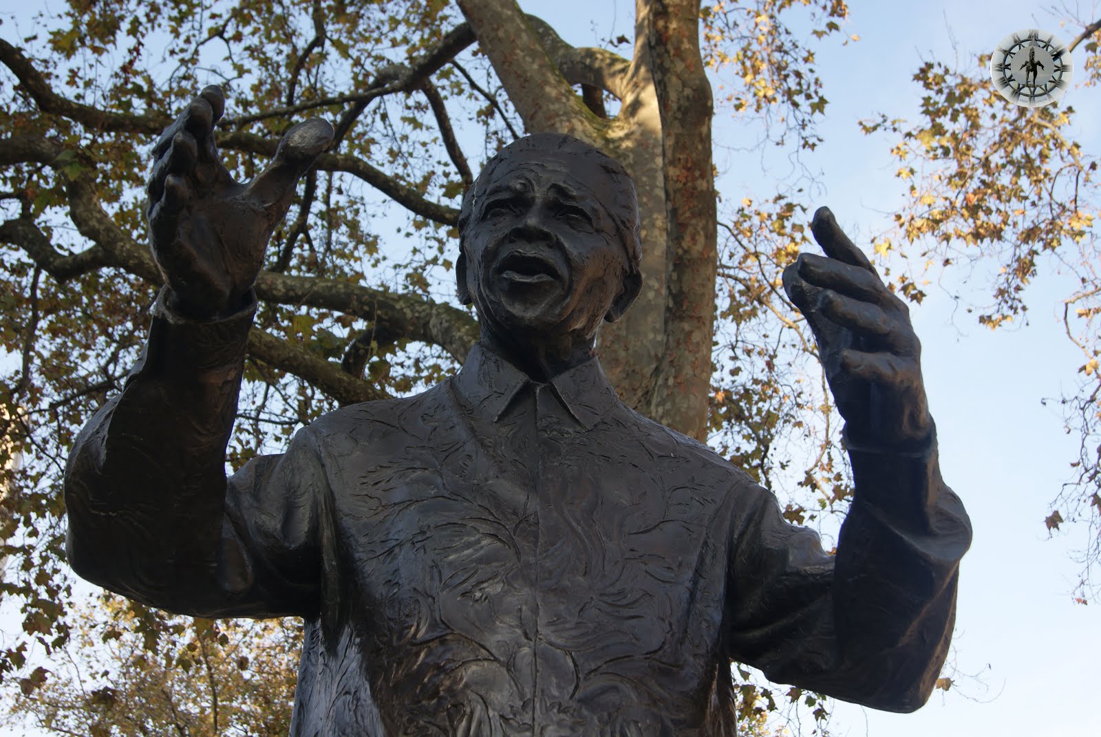 Monumento a Nelson Mandela en Londres