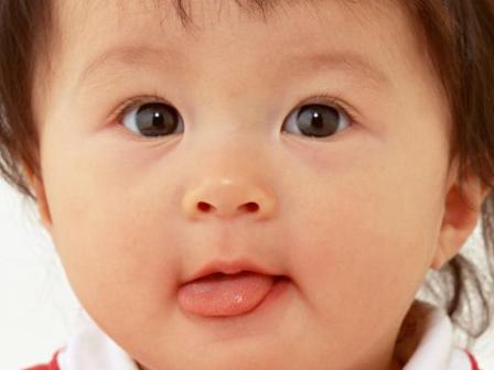 cute babies pictures with love quotes wallpapers with pink dress
