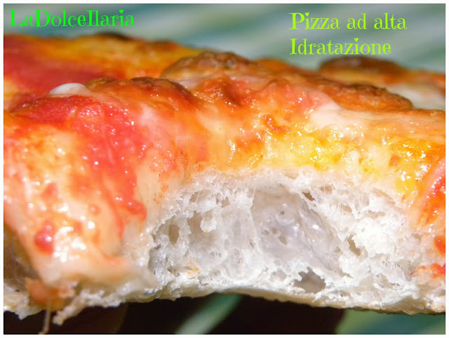 pizza in teglia ad alta idratazione