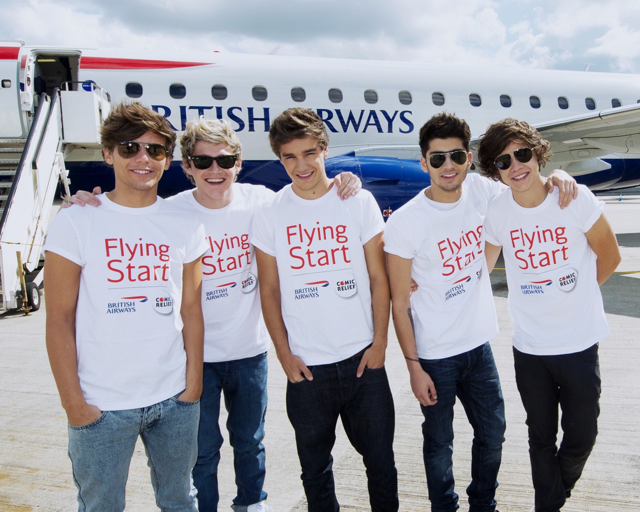 http://4.bp.blogspot.com/-CjNZoAo-mKA/USZLxfBNJQI/AAAAAAAABBY/3P3JzbJzJ3E/s1600/One-Direction-Wallpaper-one-direction-31784330-1280-1024.jpg