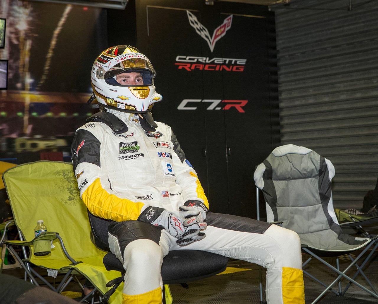 CORVETTE RACING AT LE MANS A Chevrolet Corvette Comeback Victory