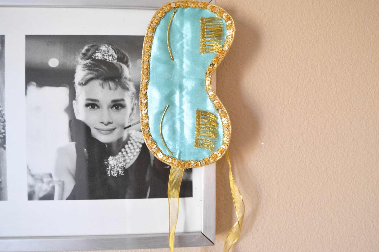 Xo, Melissa Victoria DIY Breakfast At Tiffany's Sleep Mask