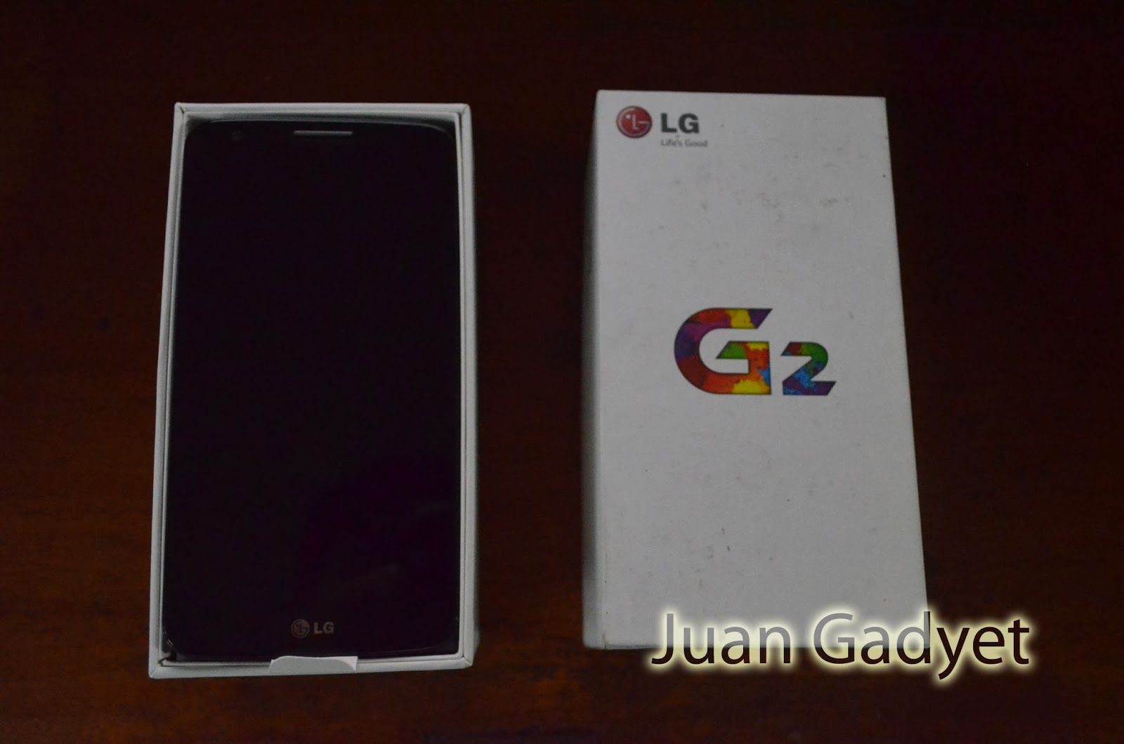 LG G2 Unboxing and Handson Review Juan Gadyet