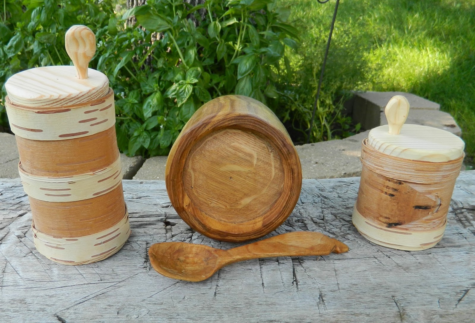 Frontier Carpenter Shrink Pots and Birch Bark Containers