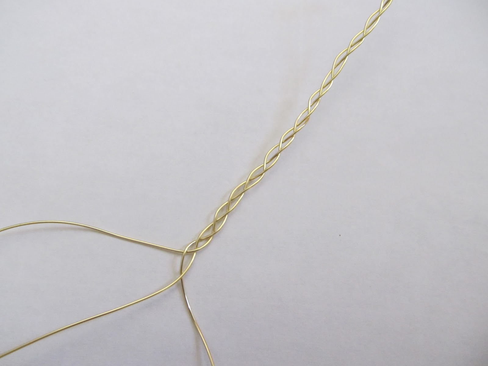 WobiSobi Braided Wire Rings, DIY