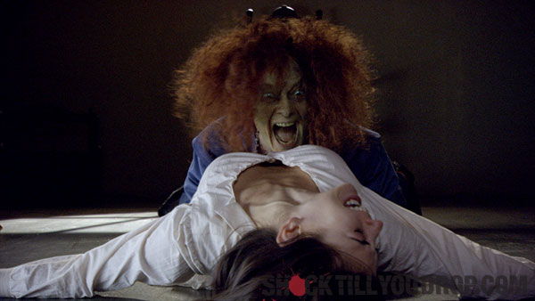 Her Therapist How Come In Movies Theyre Always Screwing Up Had Suggested Her Coming Back To The House Would Help Her Heal Nope She Lunges At The Ghost Her Therapist How Come In Movies Theyre Always Screwing Up Had Suggested Her Coming Back To The House Would Help Her Heal Nope She Lunges At The Ghost