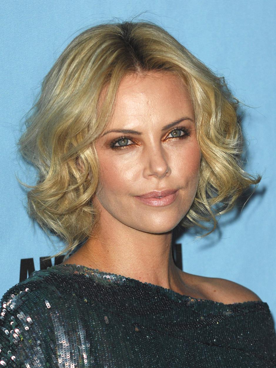 Charlize Theron: Charlize Theron hairstyles