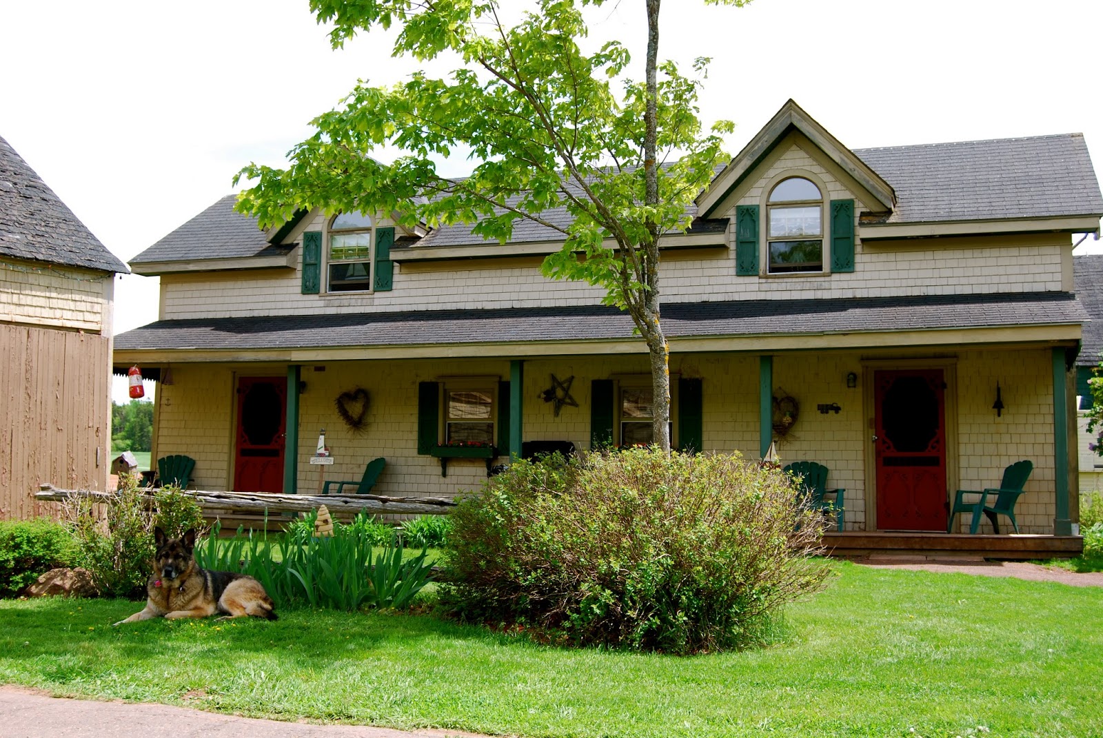 Bugaboo Cottages
