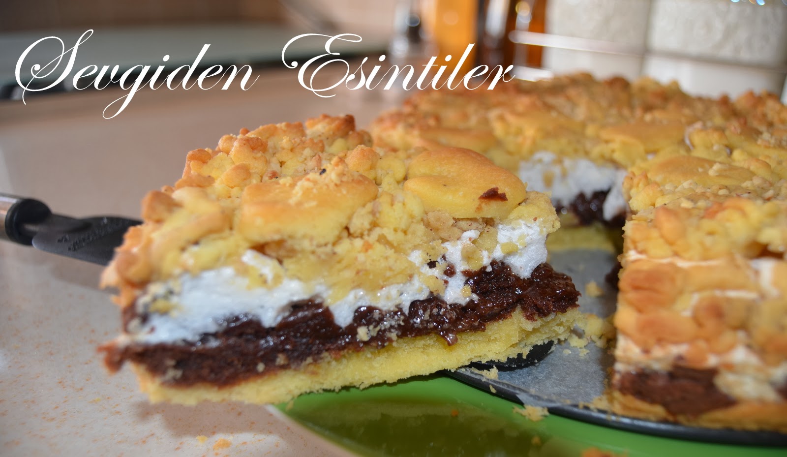 Sevgiden Esintiler Bezeli Tart Pasta(Polonya Keki)